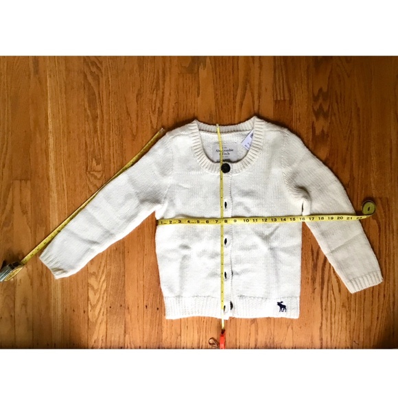 Abercrombie & Fitch Button Down Sweater - Picture 3 of 4